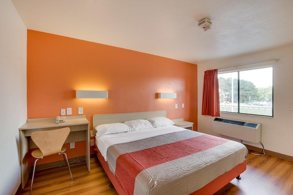 Motel 6-Columbus, Oh - West Kültér fotó