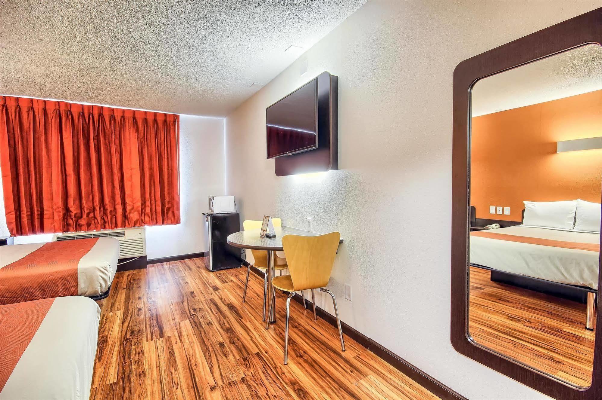 Motel 6-Columbus, Oh - West Kültér fotó