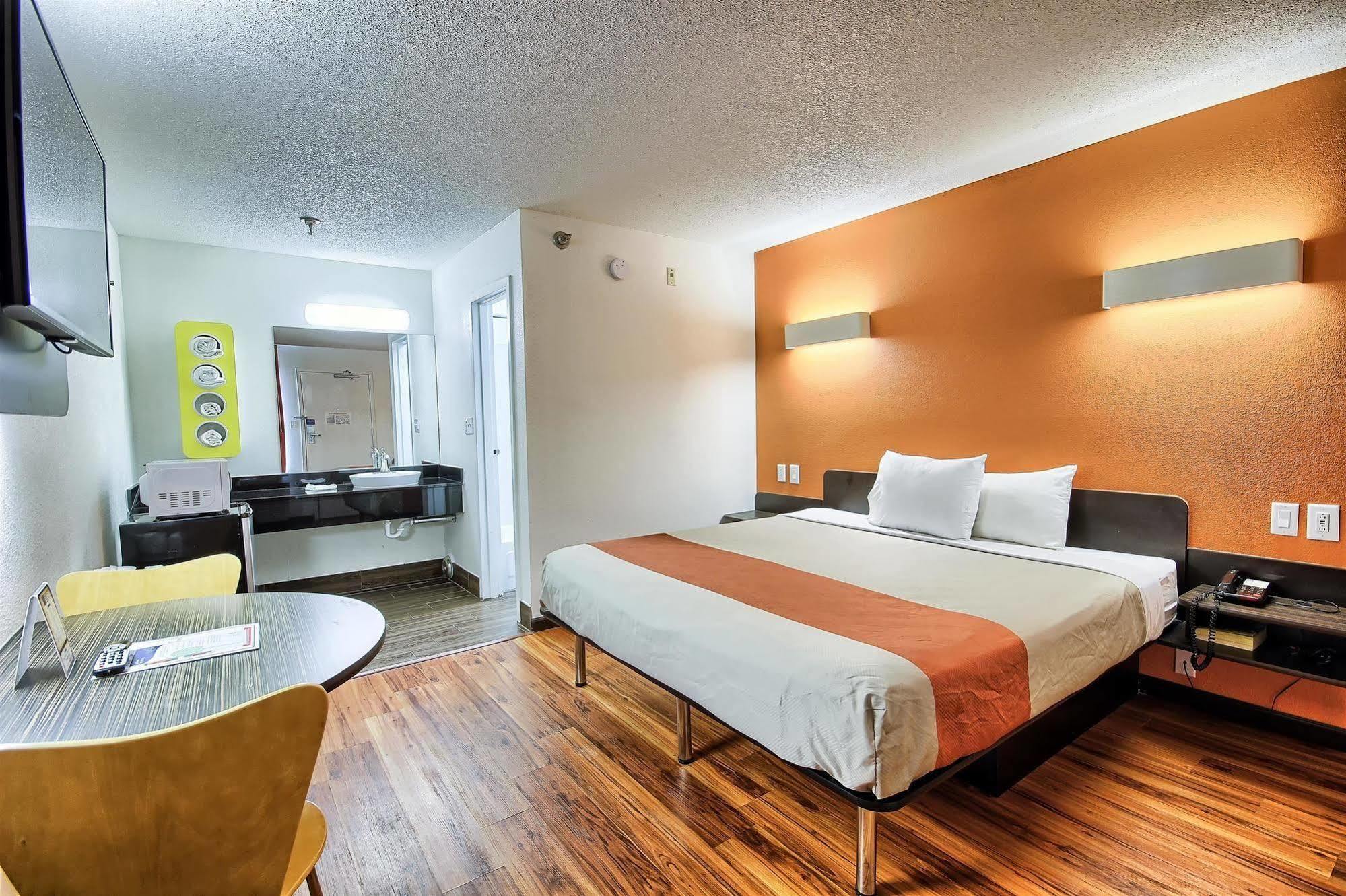 Motel 6-Columbus, Oh - West Kültér fotó
